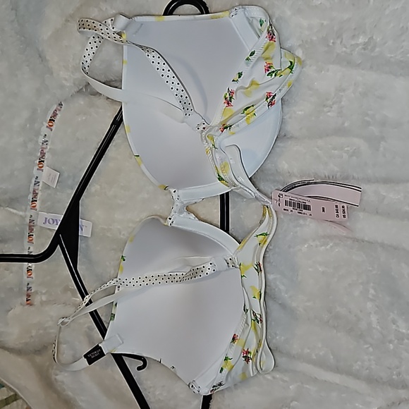 NWT Victoria's Secret push up - Picture 4 of 4